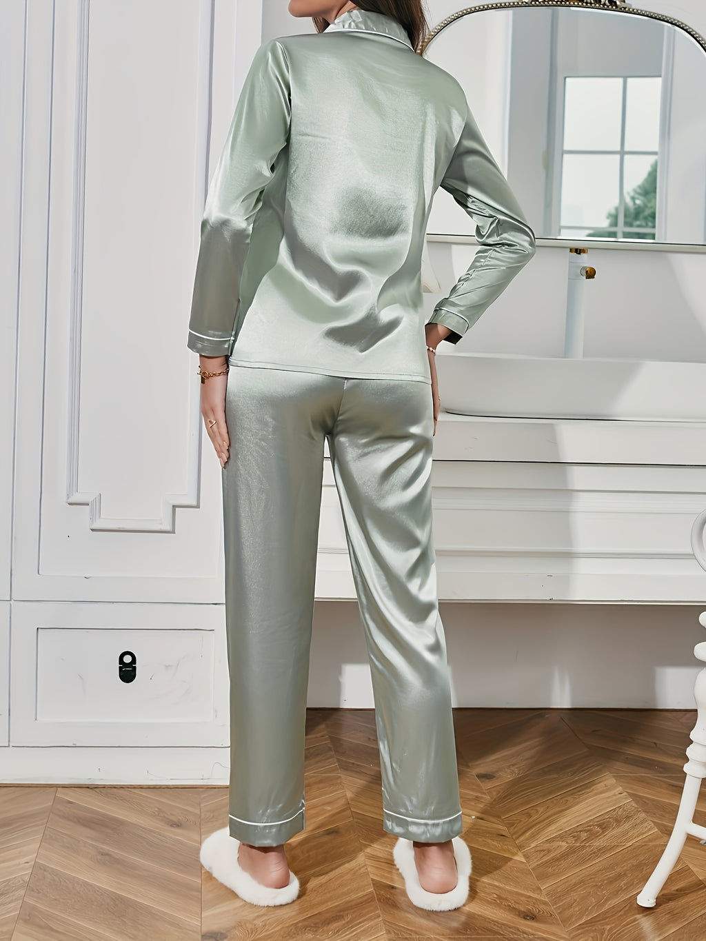 Damen Satin Pyjama Rot V-Ausschnitt